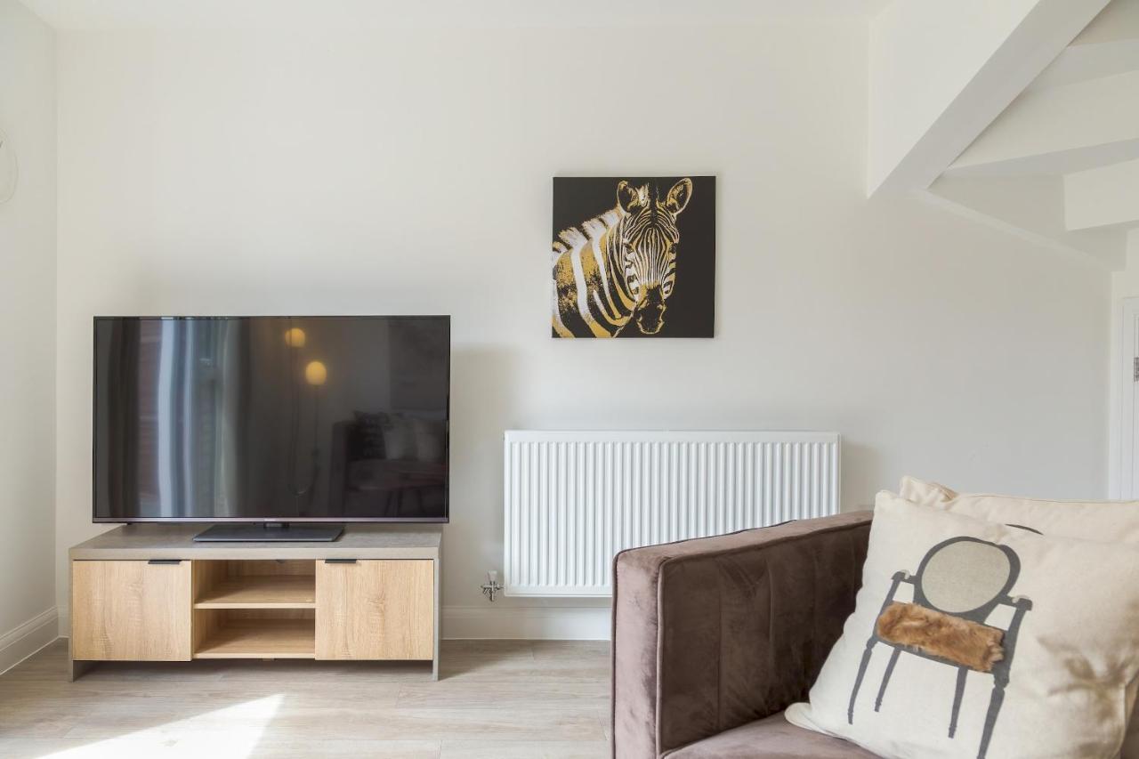 Pass The Keys Cheerful 4 Bed Central Townhouse Garden & Parking Vila Birmingham Exterior foto